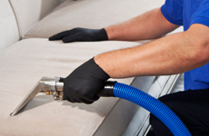 Clean Sofa Using Steam